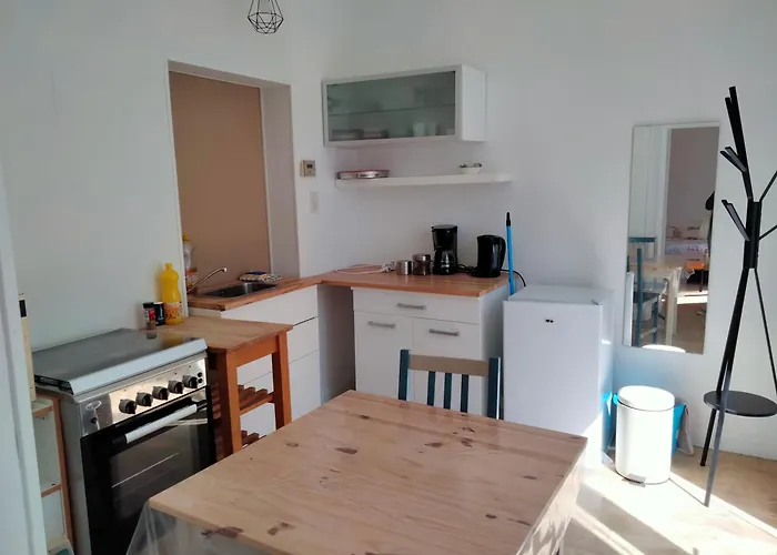 Au Jardin Vue Viaduc *